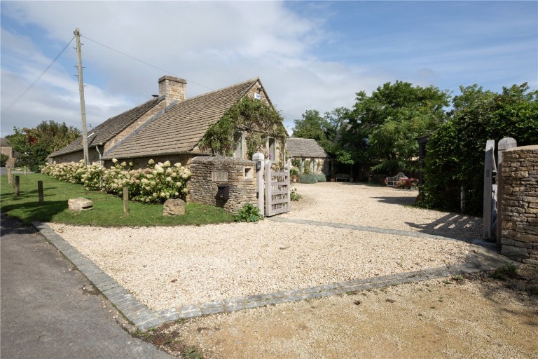 Images for Lower Oddington, Moreton In Marsh, Gloucestershire EAID:2674257609 BID:PAC